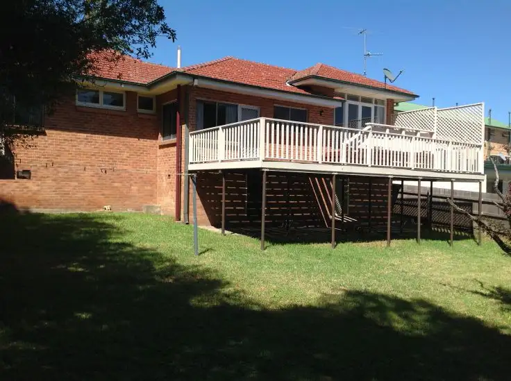 129 Mossman Street, Armidale NSW 2350