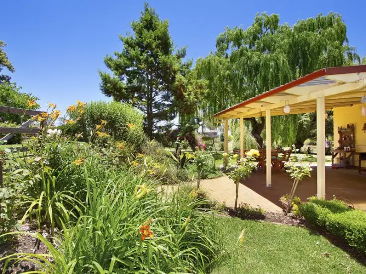 Sixth view of Homely rural property listing, 40 Sutherland Avenue, Armidale NSW 2350