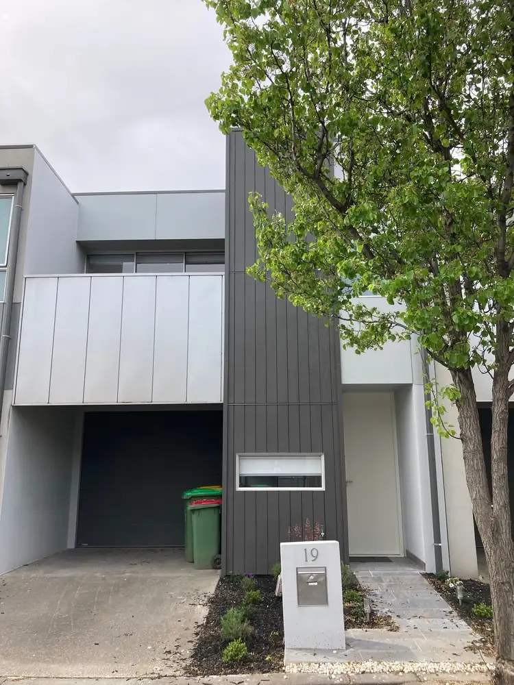 19 Raven Lane, Maribyrnong VIC 3032
