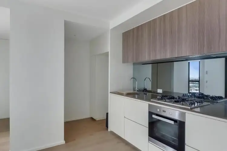 2105N/883 Collins Street, Docklands VIC 3008
