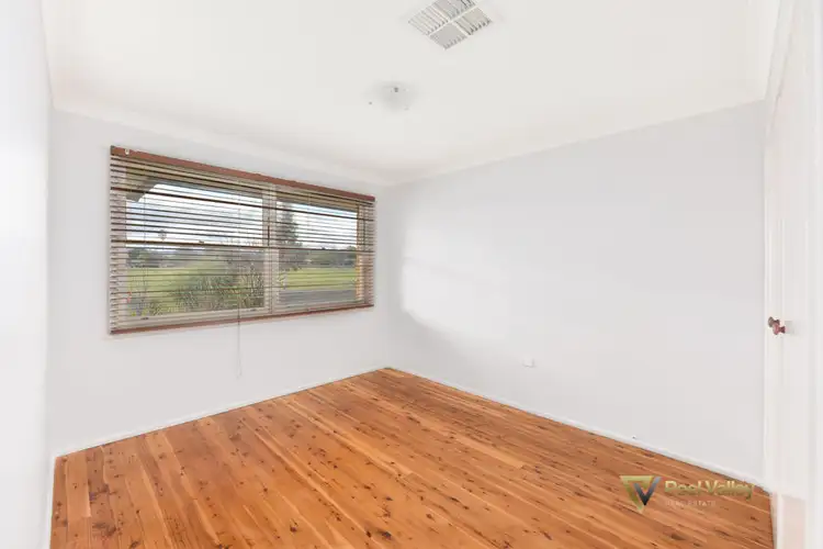 Seventh view of Homely house listing, 18 Waree Drive, Tamworth NSW 2340