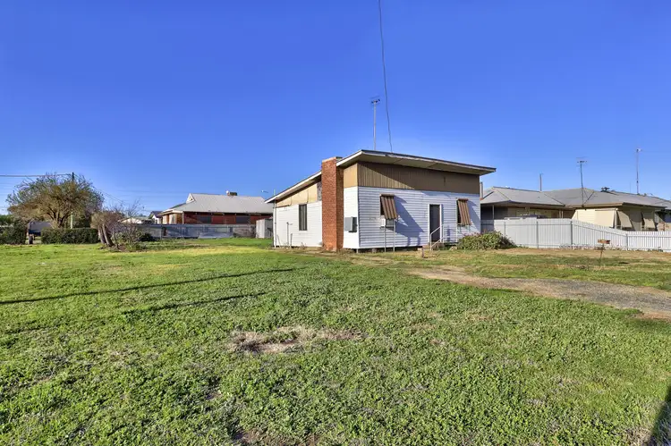 285 Finley Road, Deniliquin NSW 2710