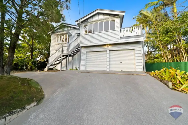 8 to 10 Boundary RD, Camp Hill QLD 4152