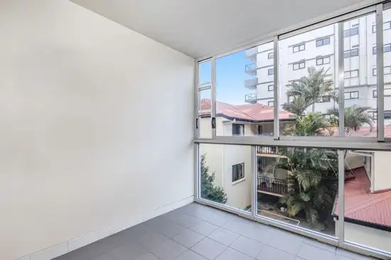 Fifth view of Homely unit listing, Unit 13 25-29 Regent street, Woolloongabba QLD 4102