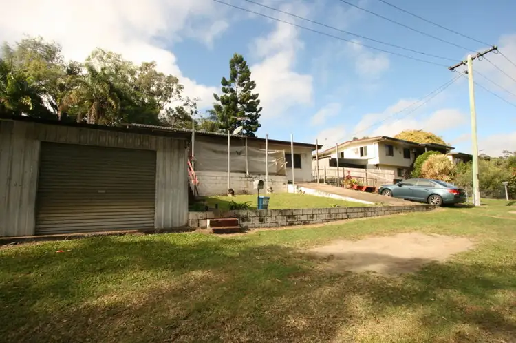 10 Goonyella Avenue, Sarina QLD 4737
