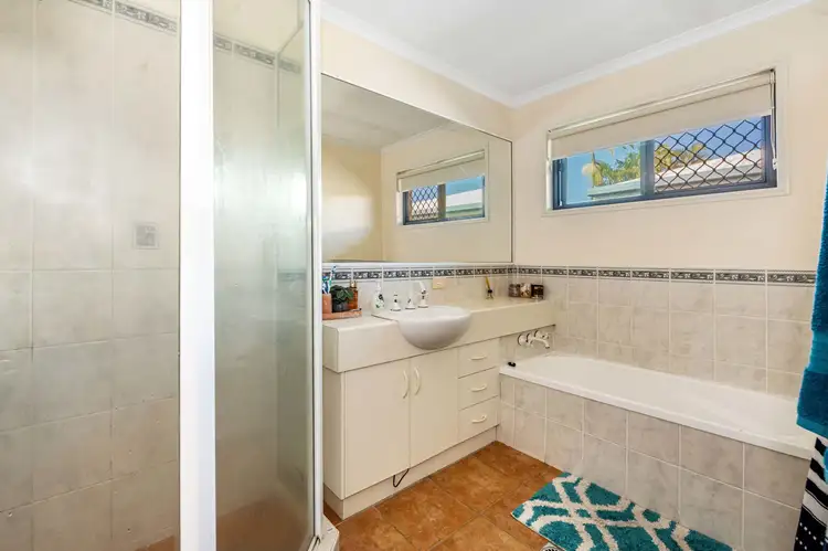 Fifth view of Homely unit listing, 4/14 Raleigh Street, Ooralea QLD 4740