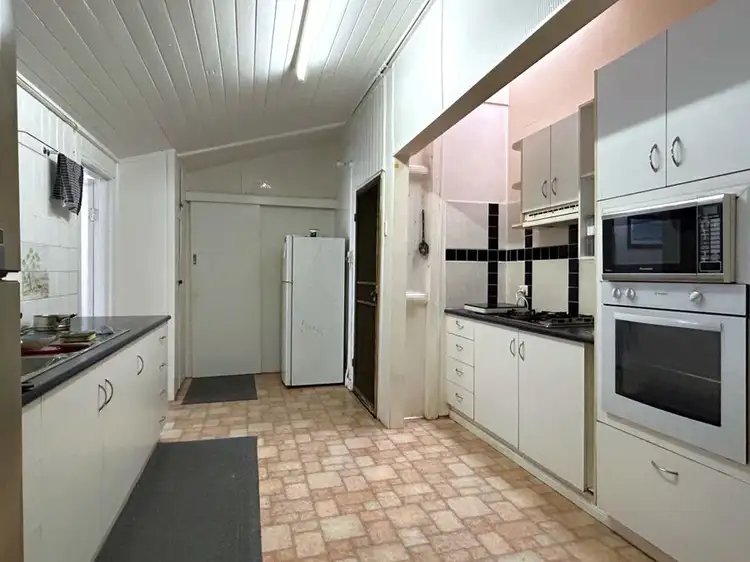 Fifth view of Homely house listing, Room 2/130 Ruthven Street, Harlaxton QLD 4350