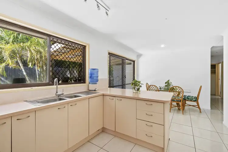 Sixth view of Homely house listing, 2 Coobah Court, Ashmore QLD 4214