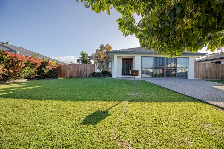 4 Oysterlee Street, Beaconsfield QLD 4740