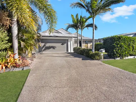 12 Bay Park Road, Wondunna QLD 4655