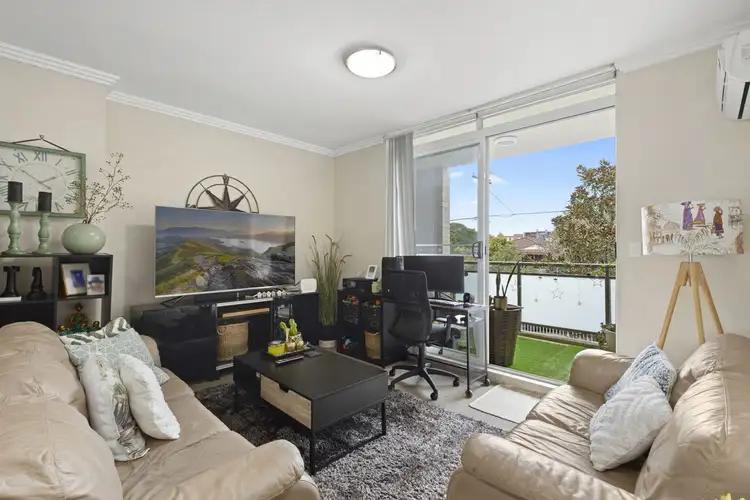 Third view of Homely unit listing, 10/67-71 Bangor Street, Guildford NSW 2161