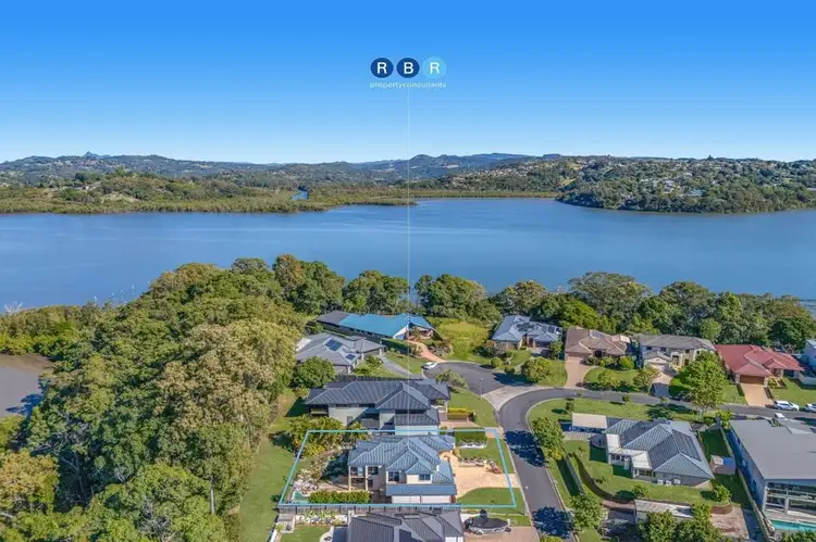 19 Daintree Close, Banora Point NSW 2486