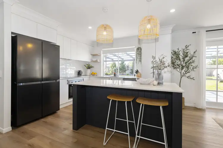 Fifth view of Homely house listing, 8 Newburn Street, Hillcrest QLD 4118