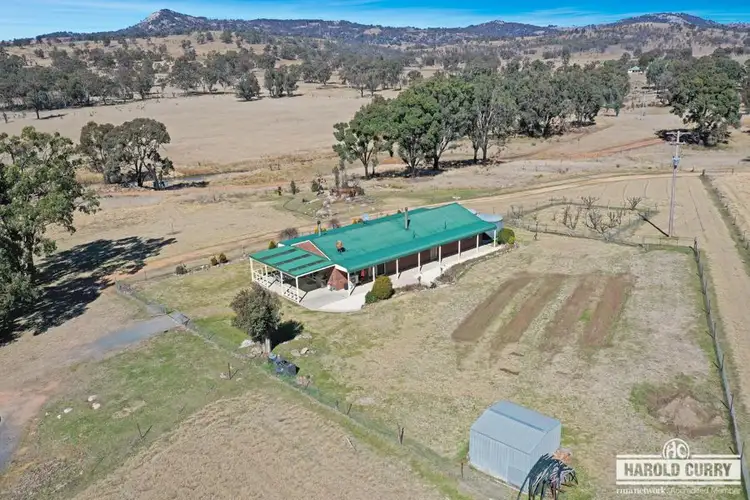 165 Roos Road, Tenterfield NSW 2372