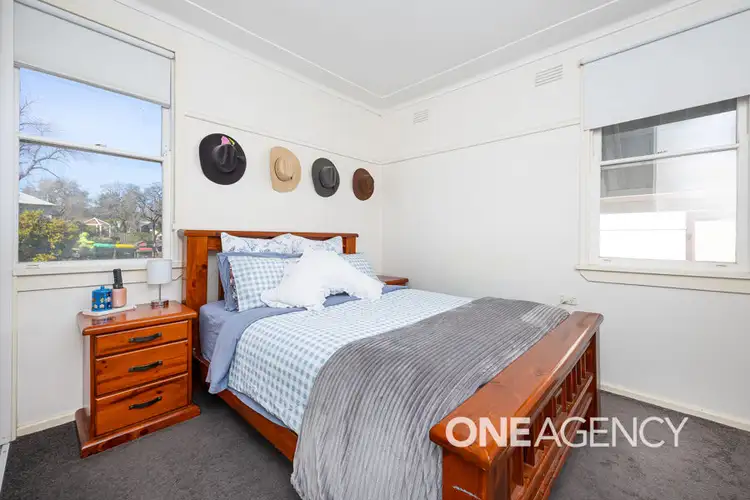 Sixth view of Homely house listing, 10 SPOONER AVENUE, Mount Austin NSW 2650