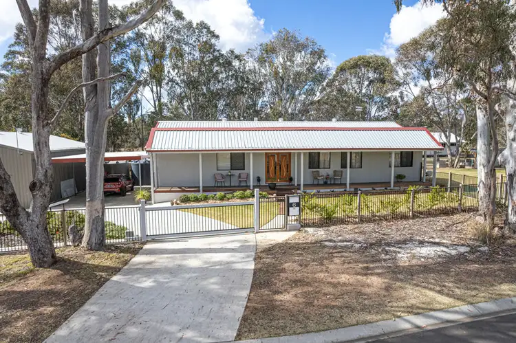 6 Aphrah Street, Crows Nest QLD 4355