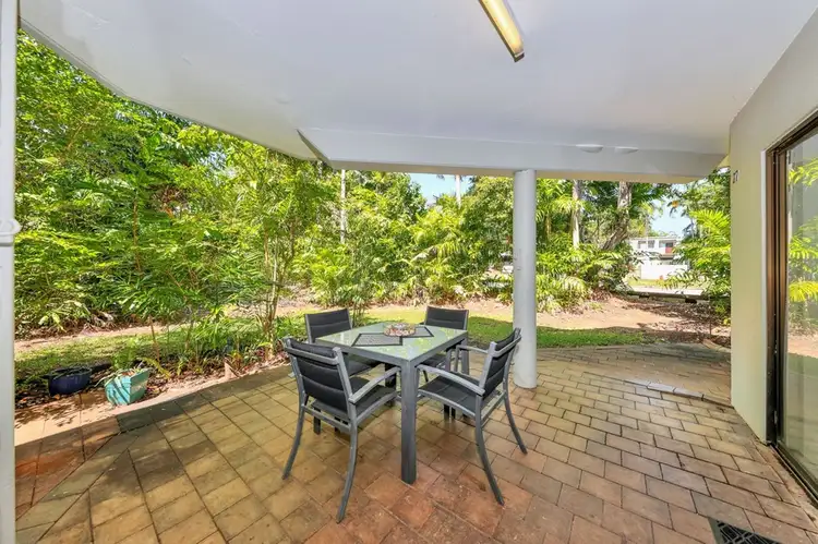 27/23 Hudson Fysh Avenue