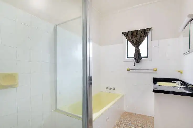 Fifth view of Homely house listing, 12 Merinda Place, Armidale NSW 2350