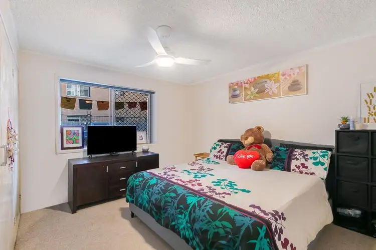 Sixth view of Homely unit listing, 2/16 Coyne Street, Coolangatta QLD 4225