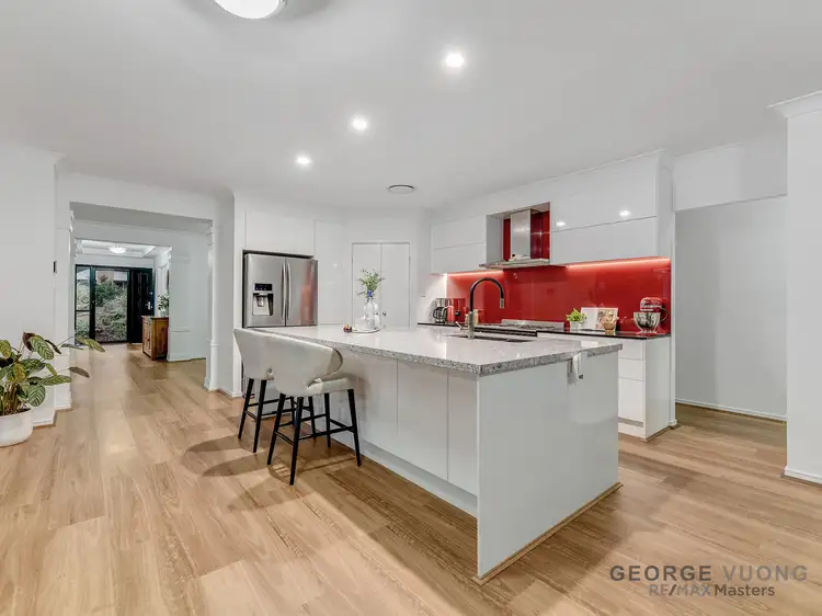 30 Booloumba Cr, Forest Lake QLD 4078