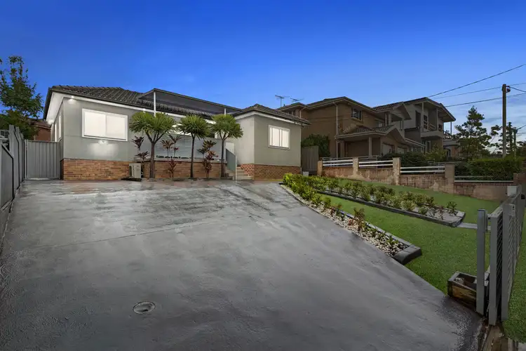 7 Bates Avenue, South Wentworthville NSW 2145