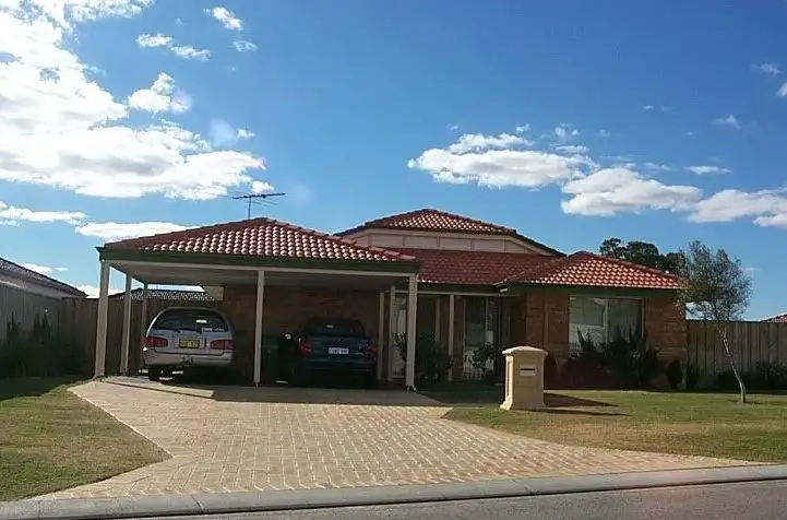 4 Syme Rd, Alexander Heights WA 6064
