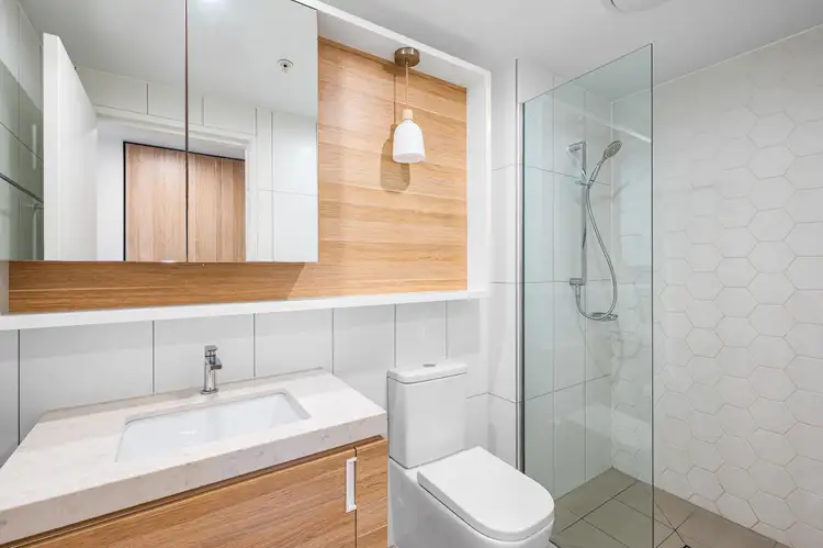 Sixth view of Homely unit listing, 801/17 Deshon St, Woolloongabba QLD 4102