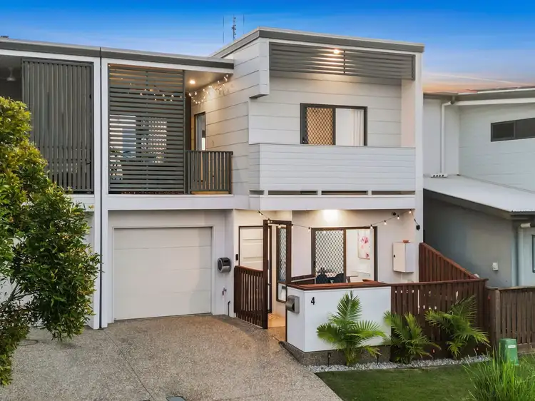 4 Farley Street, Baringa QLD 4551