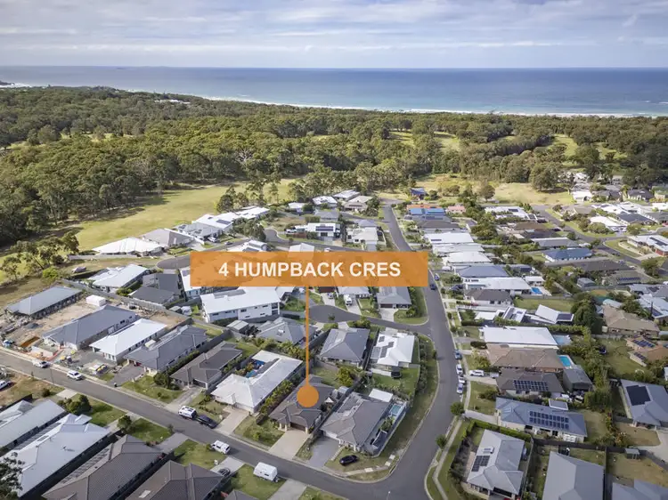4 Humpback Crescent, Safety Beach NSW 2456