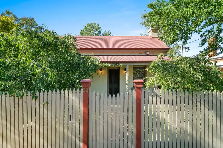22 FREER STREET, Wagga Wagga NSW 2650