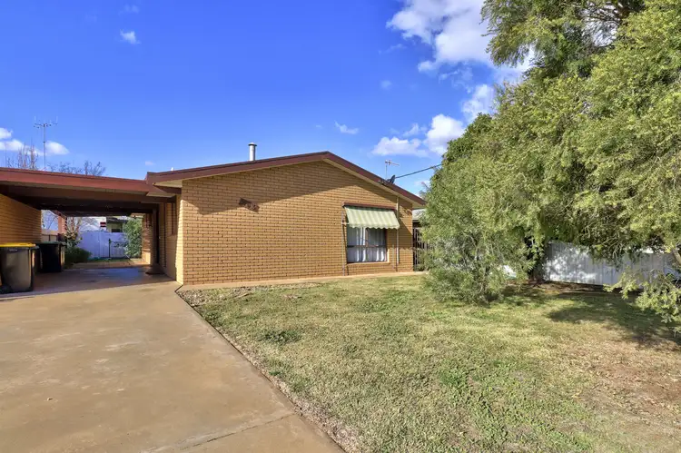 263 Victoria Street, Deniliquin NSW 2710