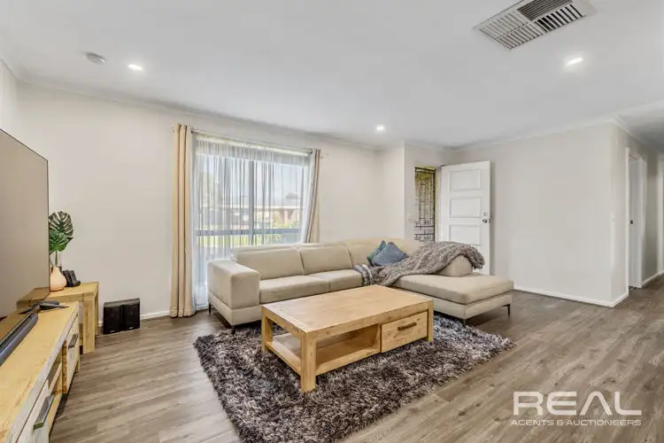 Fifth view of Homely house listing, 5 Nilpena Court, Craigmore SA 5114