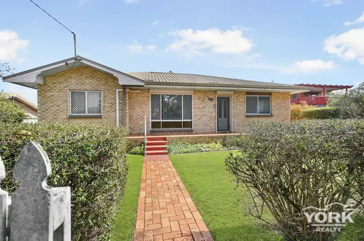 335 Greenwattle Street, Wilsonton QLD 4350