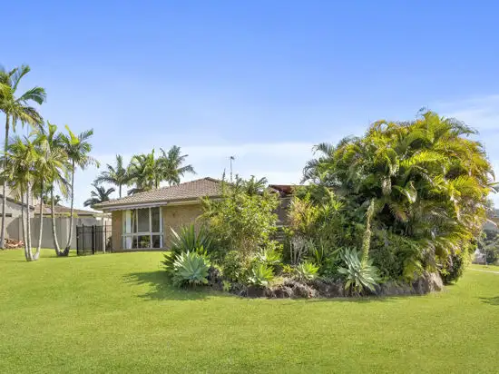 11 Ben Hogan Crescent