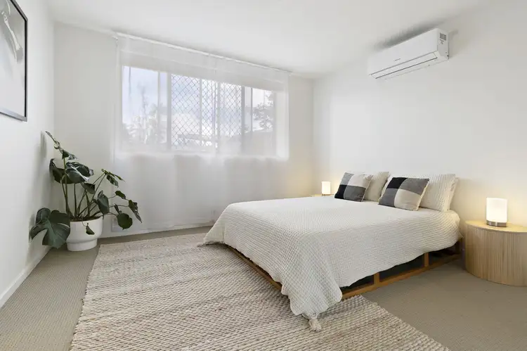 Fourth view of Homely apartment listing, 17/11 Riding Road, Hawthorne QLD 4171