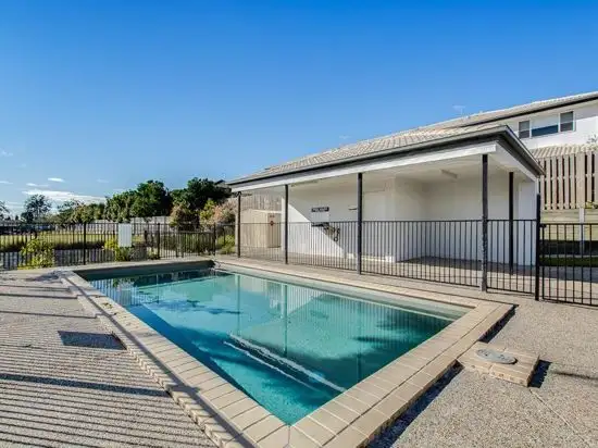 40/40 KATHLEEN street