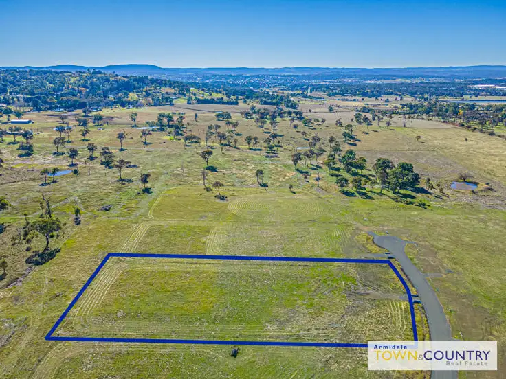 73 Varley Court, Armidale NSW 2350