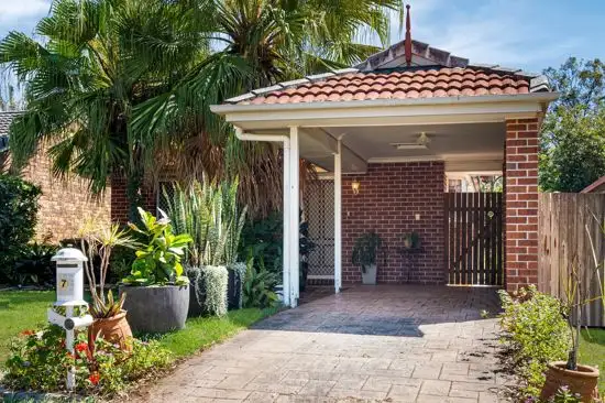 7 CONFERTA PLACE, Forest Lake QLD 4078
