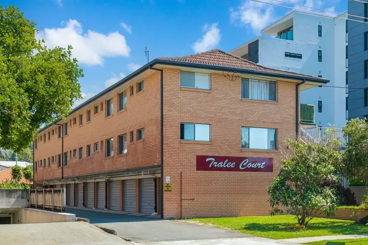Main view of Homely unit listing, 2/37 Boyd Street, Tweed Heads NSW 2485