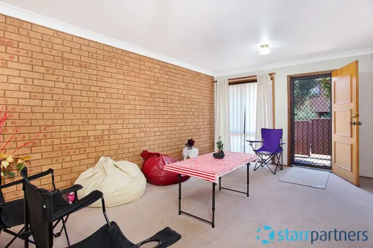 15/4 Highfield Rd, Quakers Hill NSW 2763