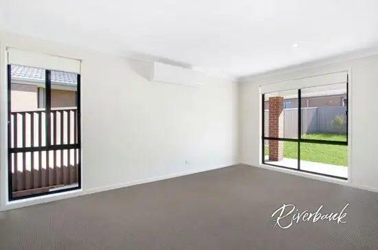 Fourth view of Homely house listing, 8 Elimatta Avenue, Jordan Springs NSW 2747