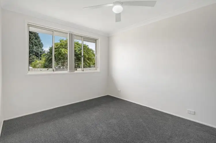 Sixth view of Homely semi-detached listing, 1/4 Kenny Close, St Helens Park NSW 2560