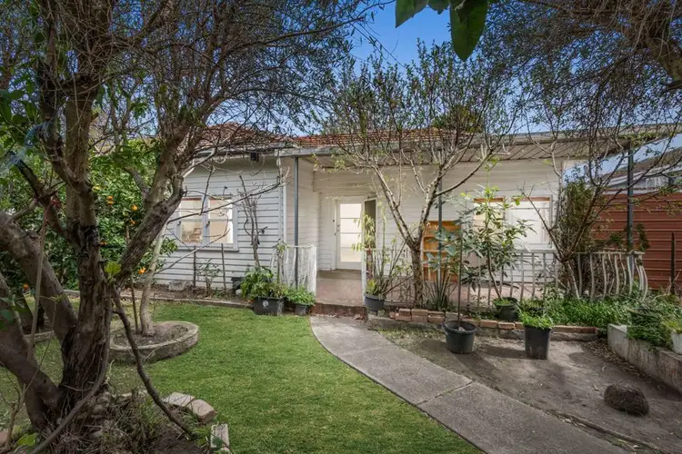 15 Everett Street, Brunswick West VIC 3055