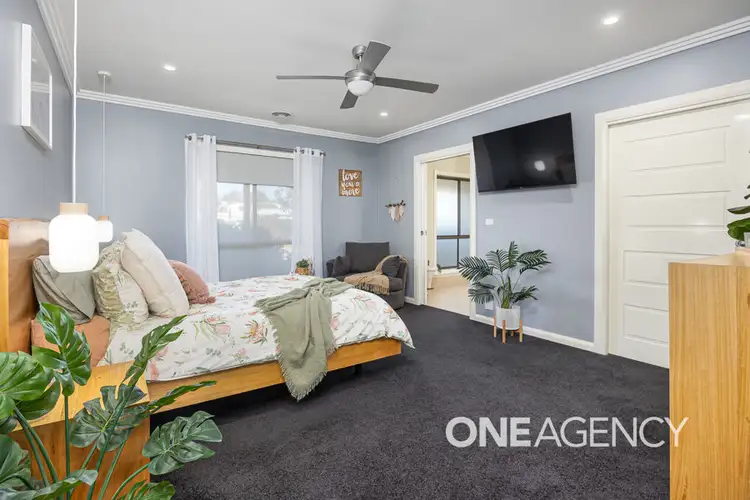 Sixth view of Homely house listing, 16 OLEARIA PLACE, Lake Albert NSW 2650