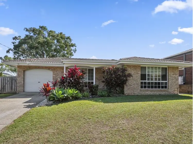 68 Nightingale Street