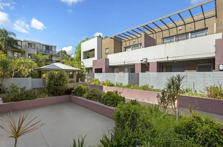 Main view of Homely unit listing, 4/62-64 Railway Terrace, Granville NSW 2142