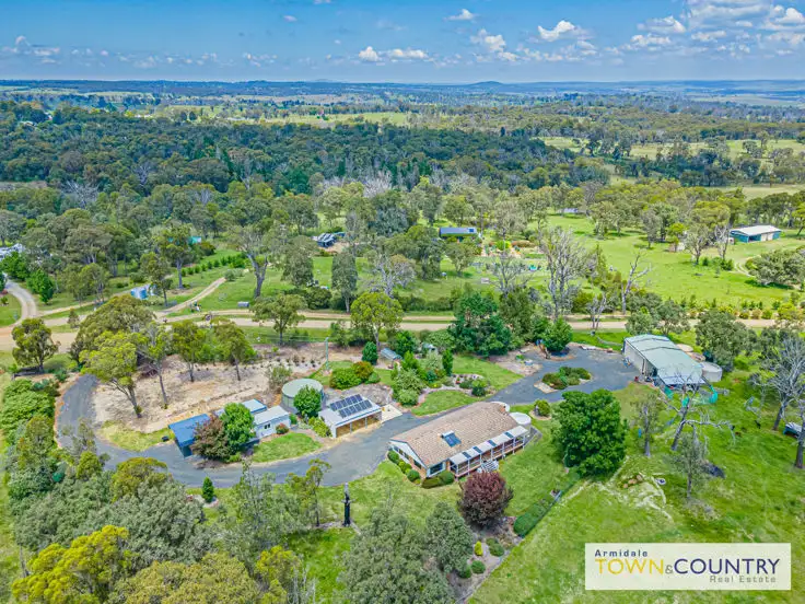 52 Budumba Road, Armidale NSW 2350
