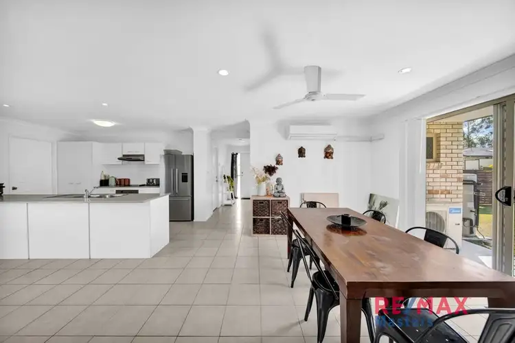 Fifth view of Homely house listing, 2 Fairweather Street, Berrinba QLD 4117