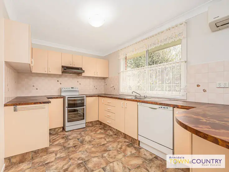 Fifth view of Homely house listing, 6 Patricia Close, Armidale NSW 2350