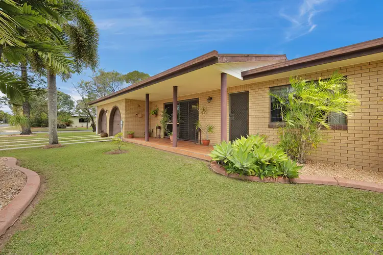 2 Dickens Avenue, Ooralea QLD 4740